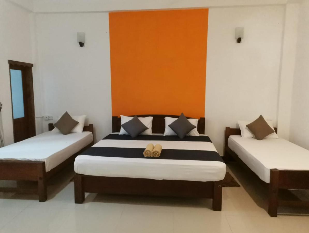 The Yala City Guest House Tissamaharama Extérieur photo