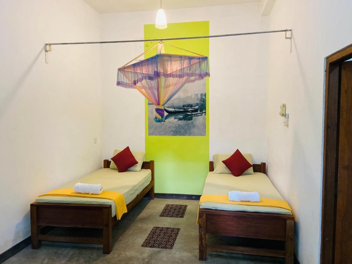 The Yala City Guest House Tissamaharama Extérieur photo